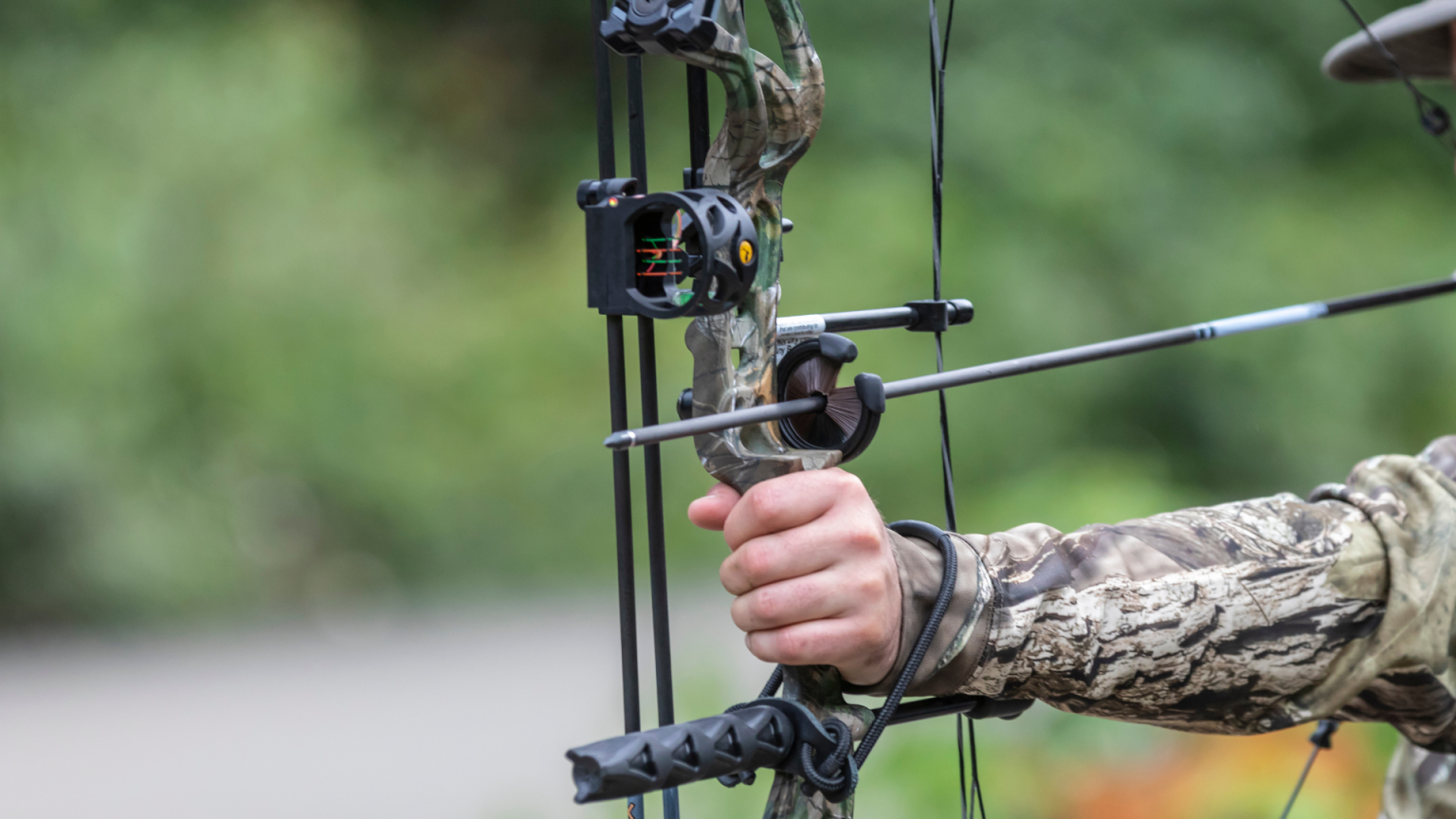 Best Left Handed Youth Compound Bow Purchase Guide